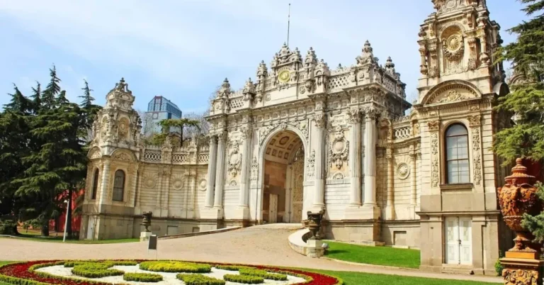 Dolmabahce Palace Dolmabahce Sarayi 768x402